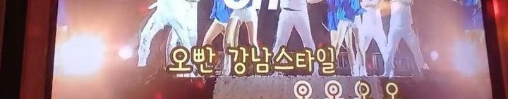 노래방에서 조용한 내향적인 한국인.jpg