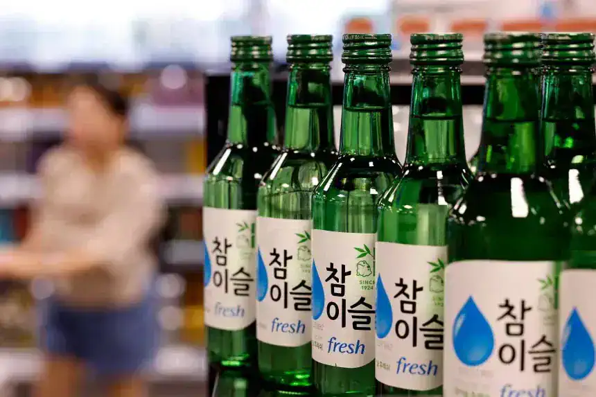 참이슬 더 순해진다... 도수 16도→15.7도 조정