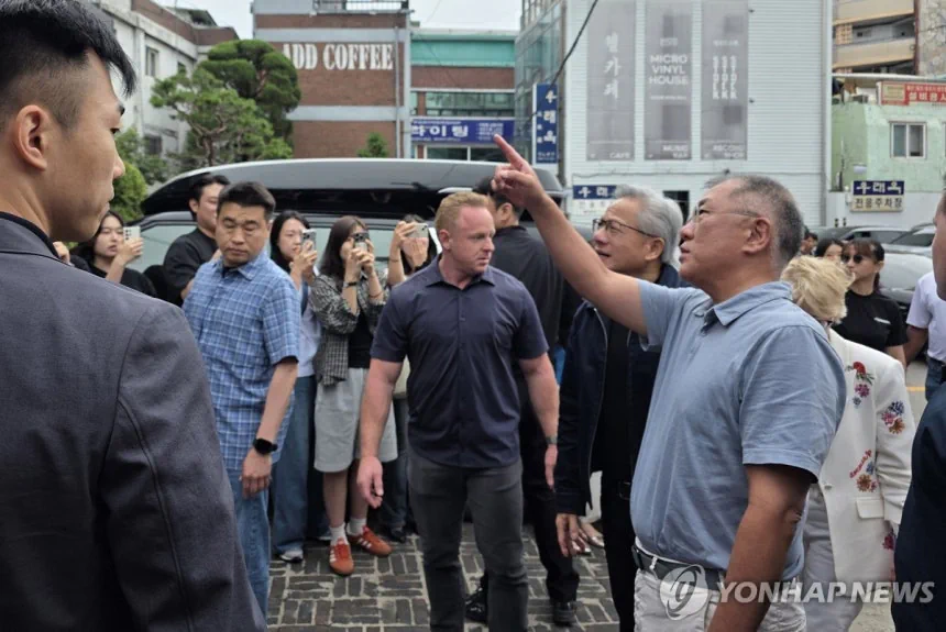 젠슨 황·정의선, 우래옥서 평양냉면 회동