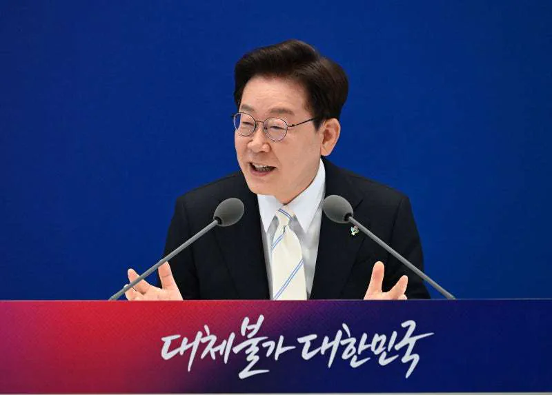 李 “서울 집값 잘 막았다 생각…부동산 정책, 선거 좋은 영향”