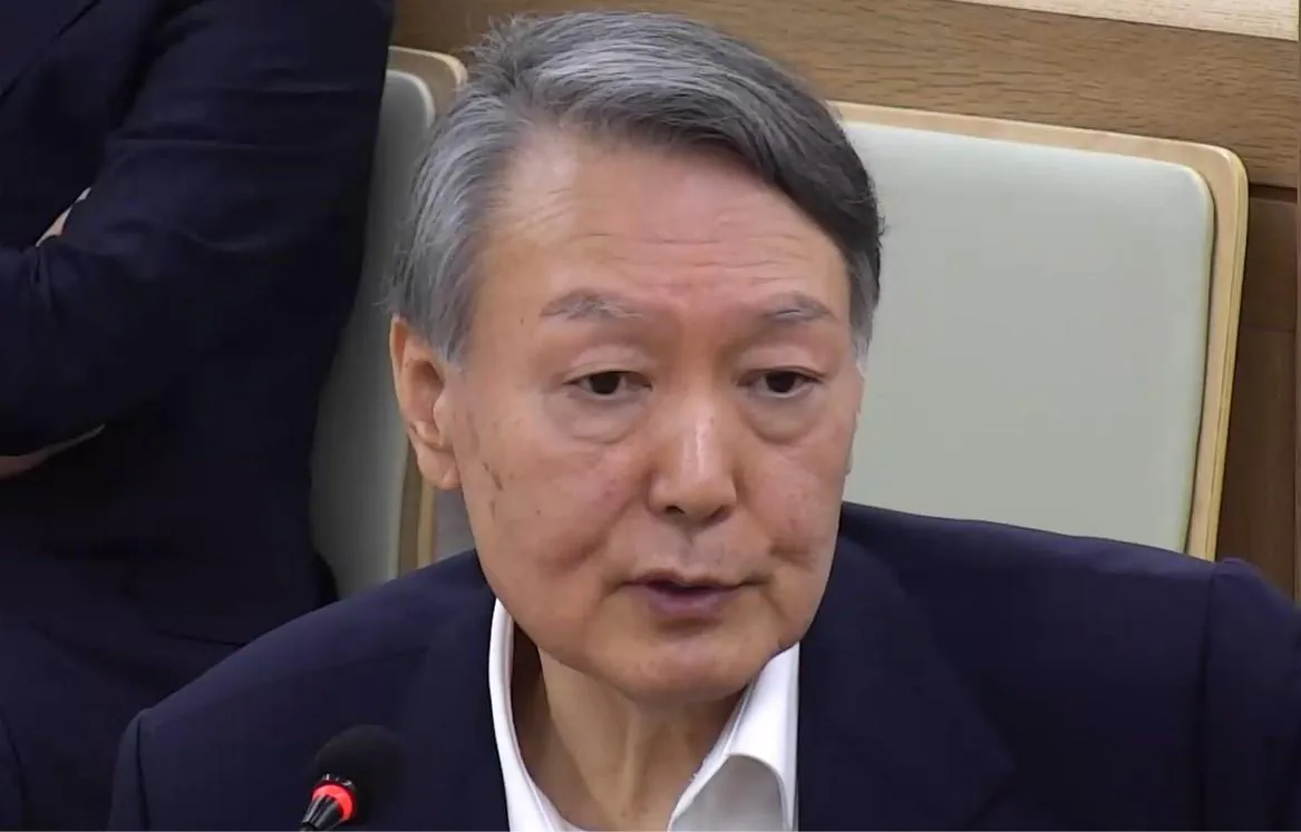'건진법사 관련 허위사실 공표' 尹에 징역 2년 구형