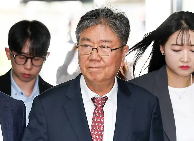 종합특검, '관저 이전' 이상민·김대기·윤재순·김오진 기소