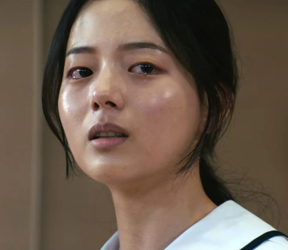 참교육에 나온 여학생 인스타