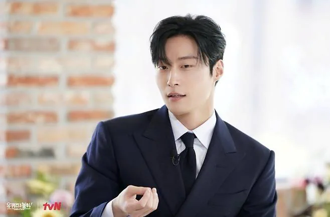 허남준, 마침내 ‘유퀴즈’ 뜬다…슈트 자태 예뻐요 합격이에요