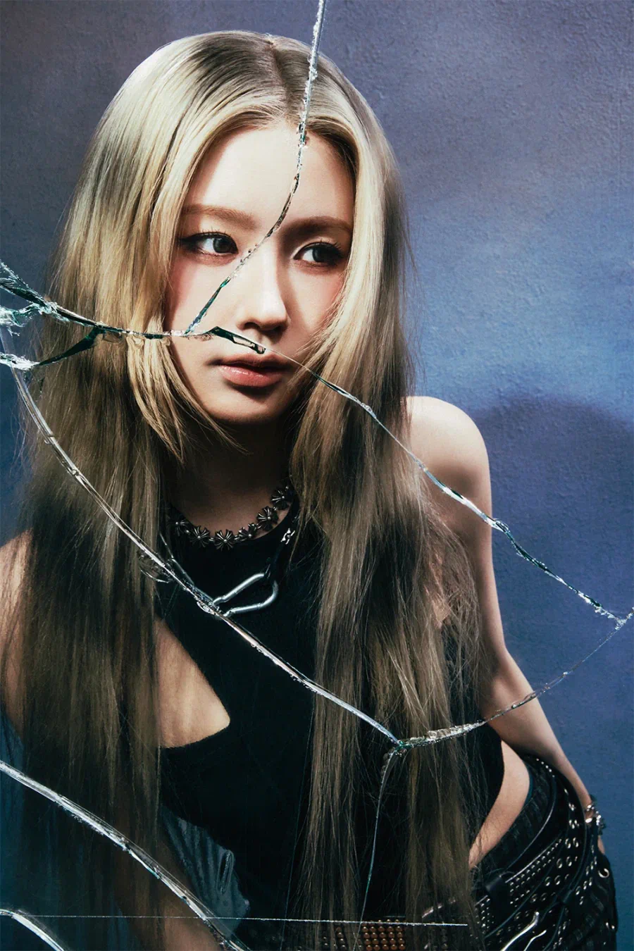 i-dle (아이들) 'Crow' Concept Image 🐦‍⬛ 2026…
