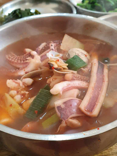 급식에 나오면 배식 안 받았던 국 甲