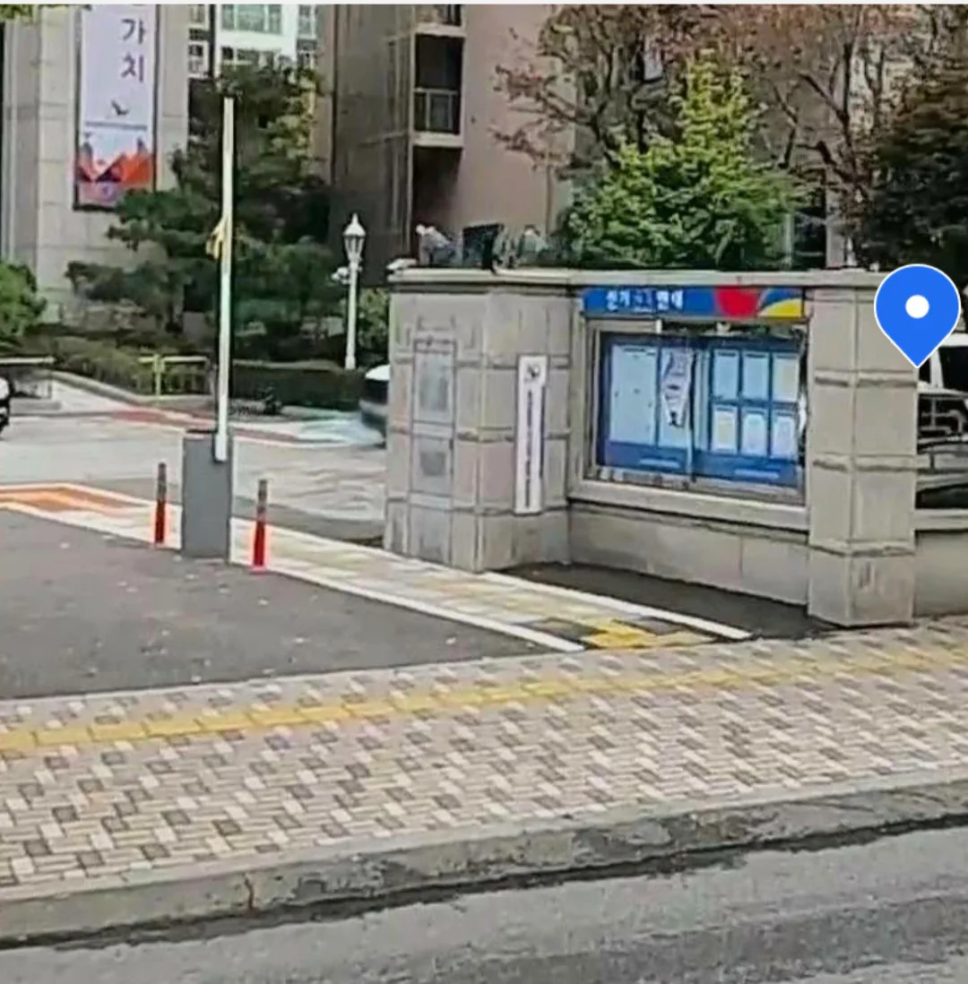 부산선관위, 부정선거 윤어게인 시위대에 오염되요