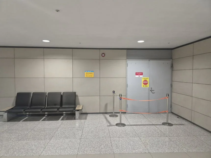 인천공항 여직원 휴게실 무단침입 ‘배변 사건’
