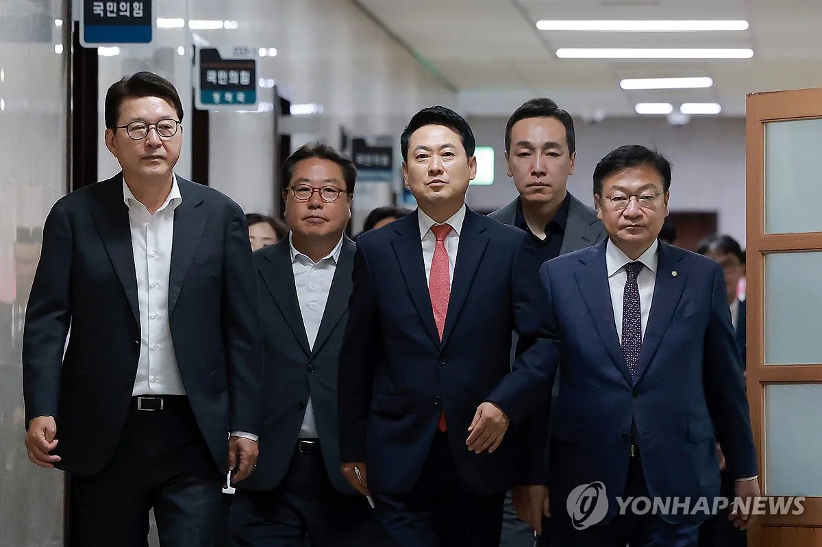 국힘, 긴급 최고위서 "서울 등 전면 재선거 소청" 의결