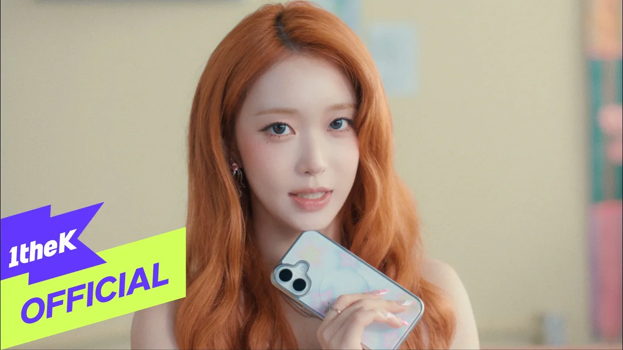 STAYC(스테이씨) _ 2 L0VE