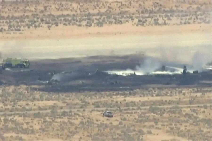 미공군 B-52 폭격기 추락