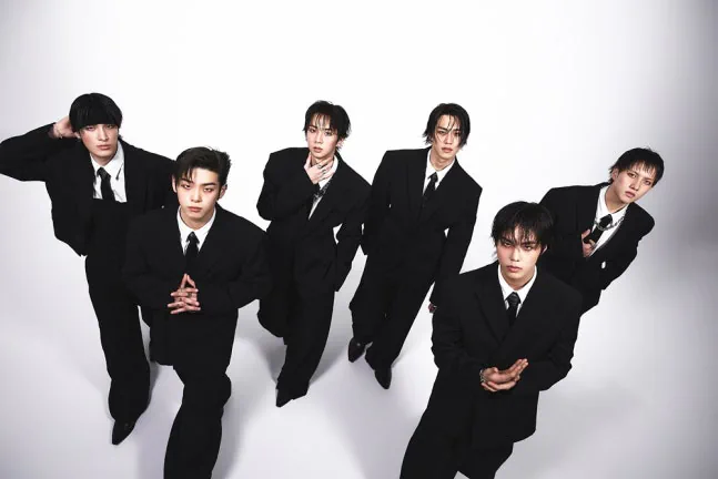 82메이저, 파리 상륙