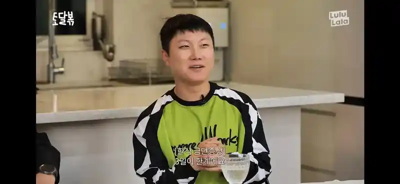 외국여행때 한식 없으면 뭐 먹어요?.jpg