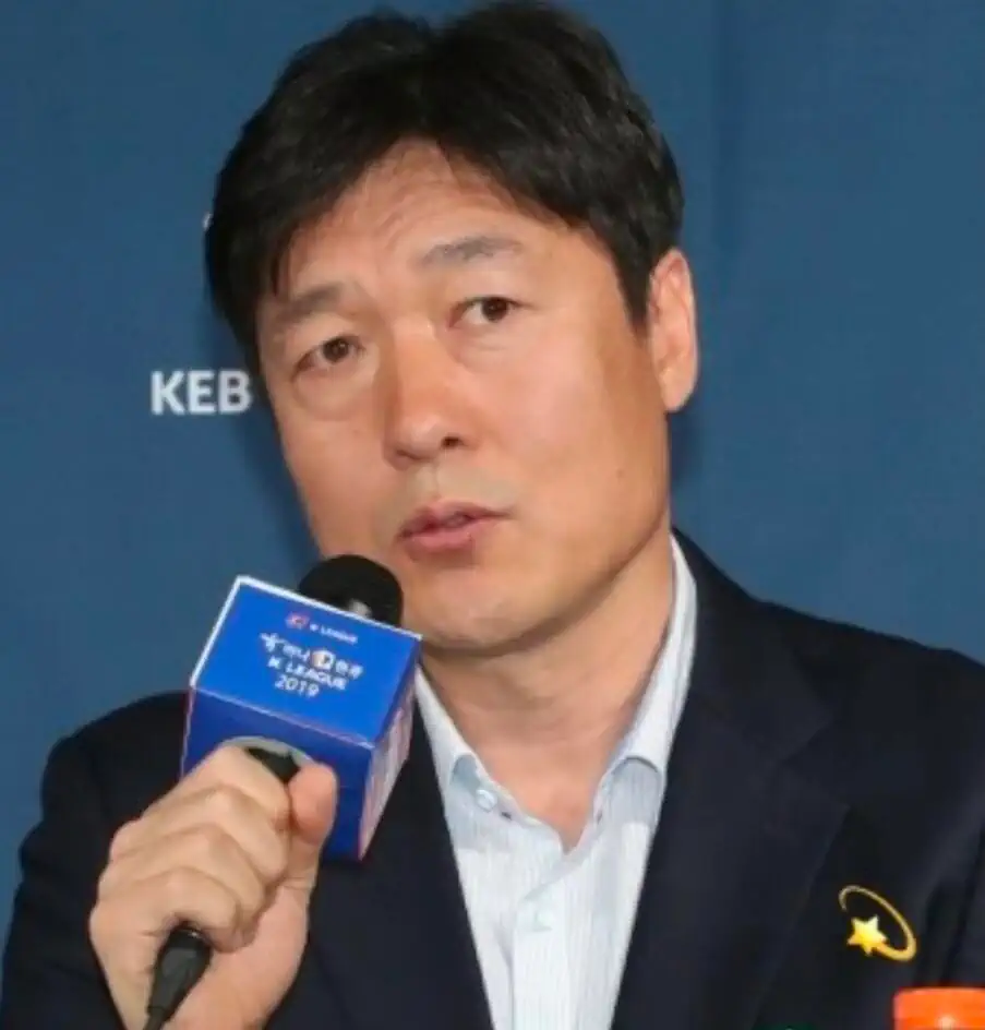 이번 월드컵을 설계한 인물.jpg