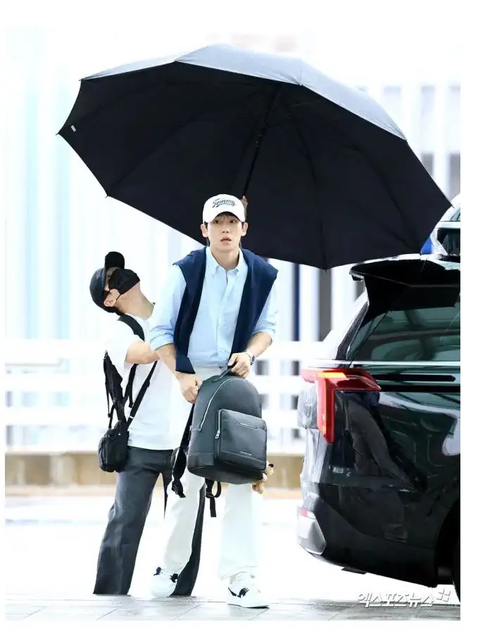 매니저 갑질로 난리난 정해인 우산 크기