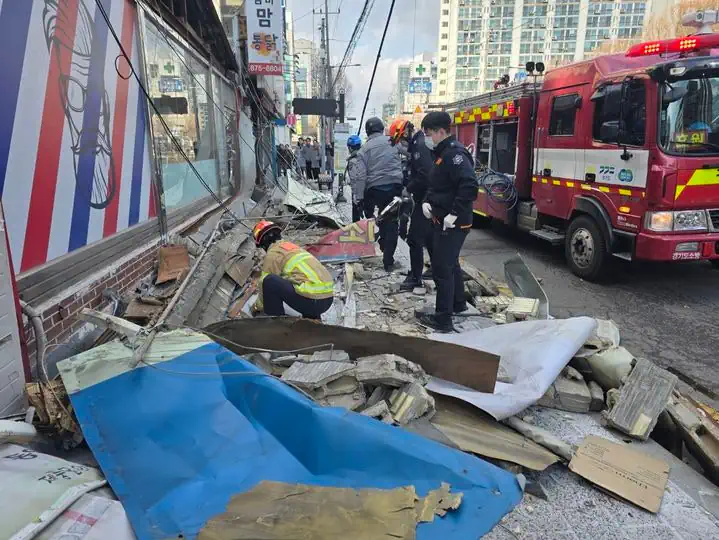 의정부서 강풍에 날린 간판이 20대 남성 덮쳐 사망