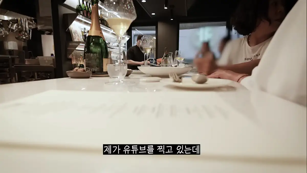 윤남노 식당가서 손님들한테 양해 구하는 이영자