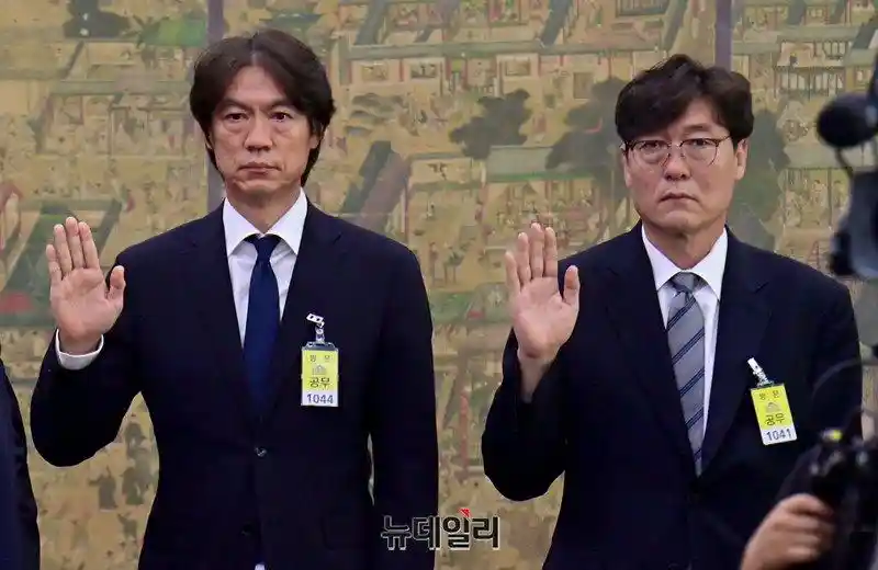 한국 축구 망친사람 손~