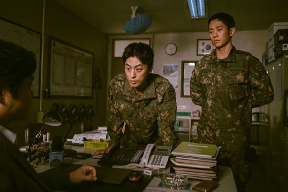 군대 시절 기억에 남는 부조리 있다 VS 없다