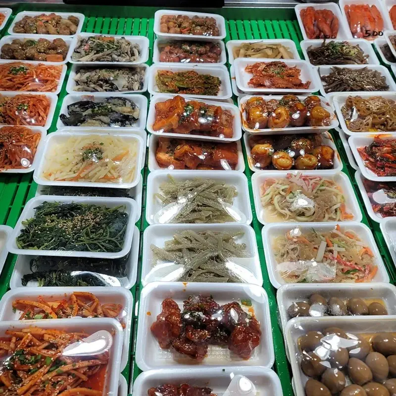 호불호 갈리는 3팩에 5천원 반찬가게