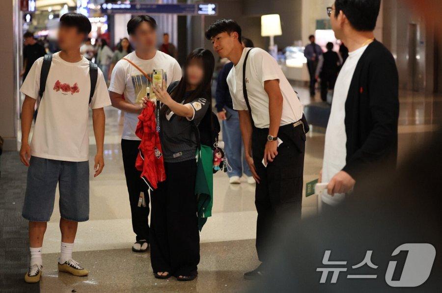 손흥민 LA공항 사진