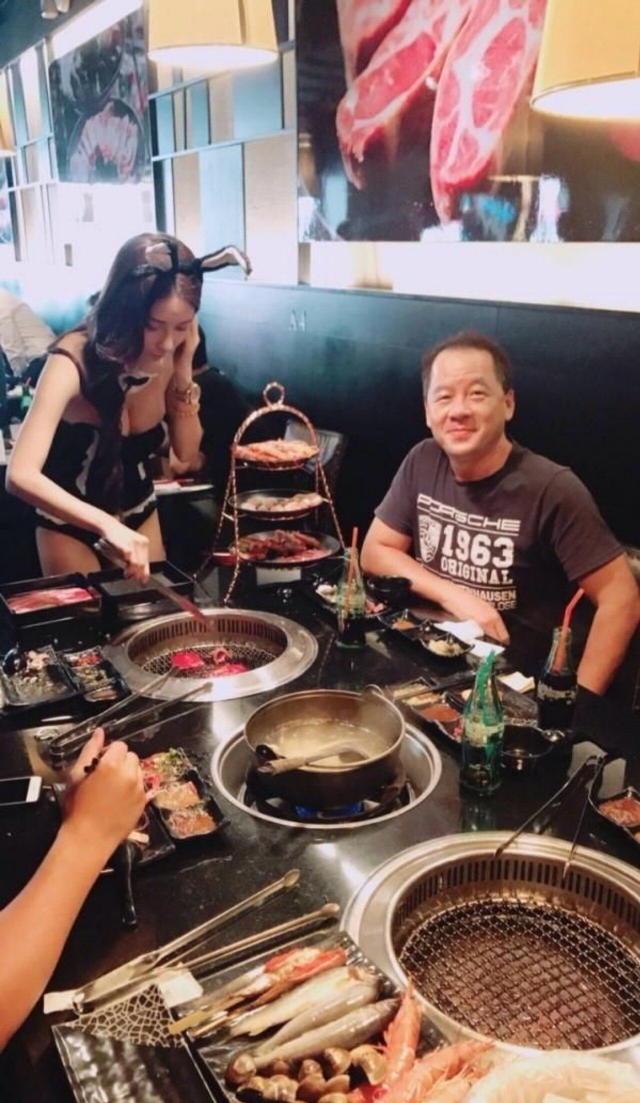 ㅇㅎ) 대만에서 대히트를 쳤다는 한식당 종업원 몸매