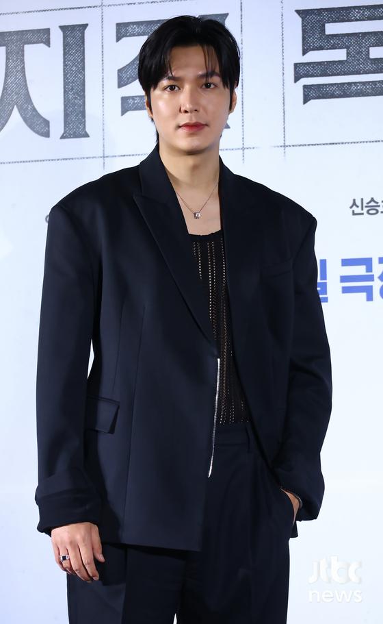 이민호, '버츄얼 러브' 주연…스크린 컴백 이어 '열일'