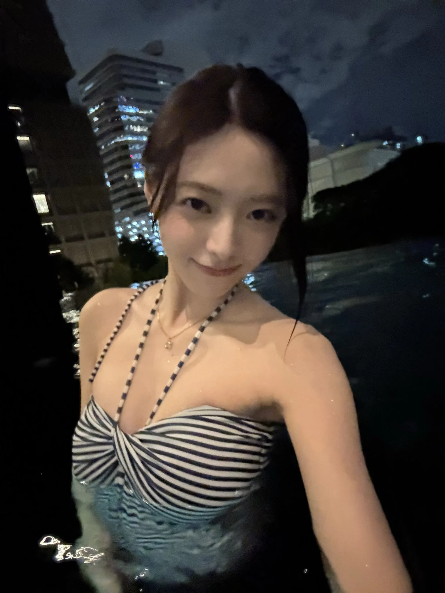 있지 유나 수영복 골반인증
