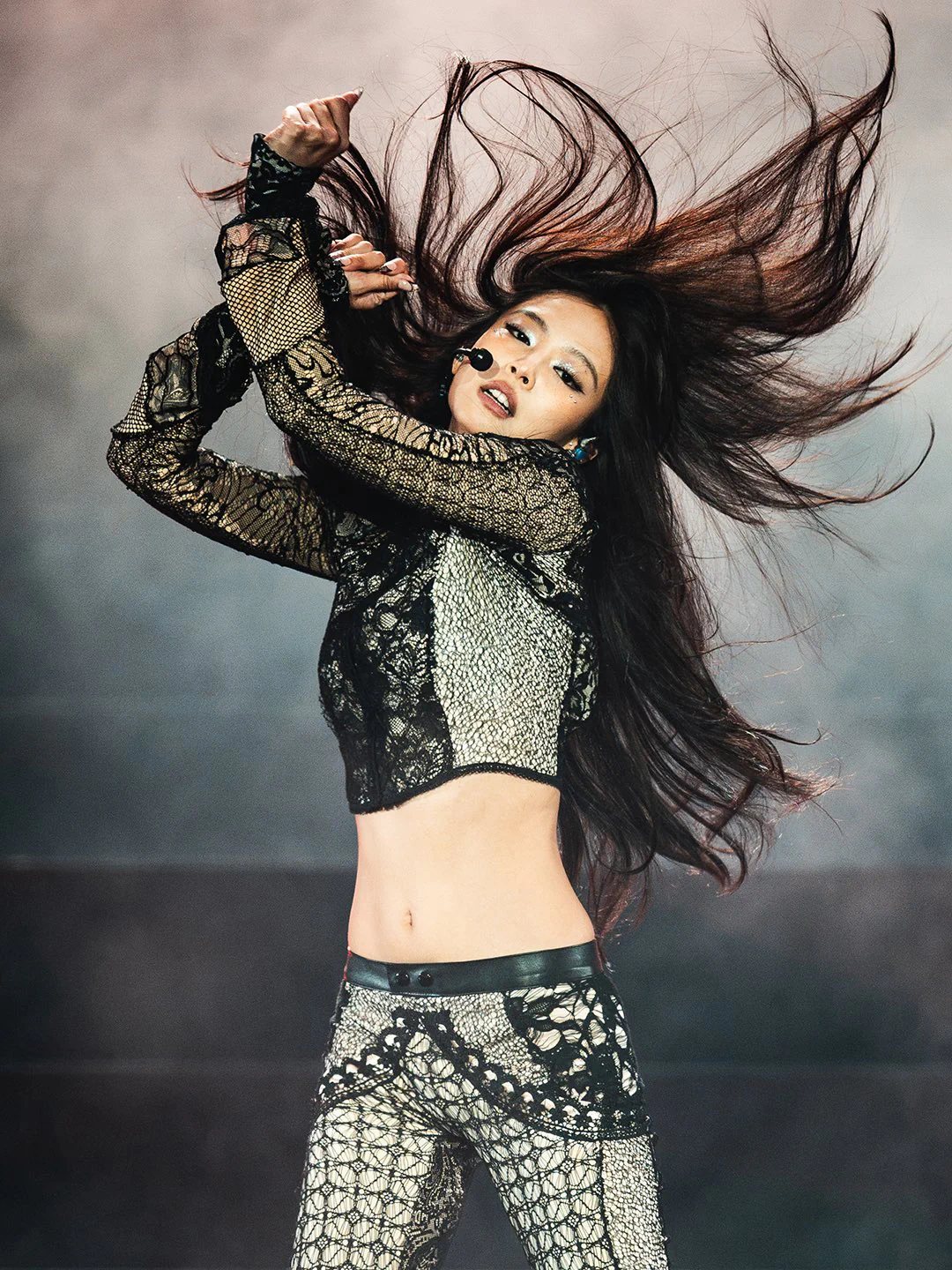블랙핑크 제니 최근 덴마크 페스티벌 무대의상