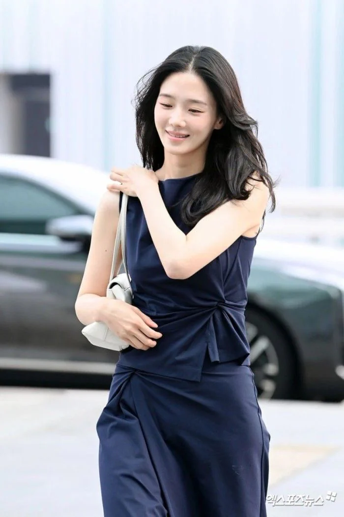 박규영 미소가 상콤