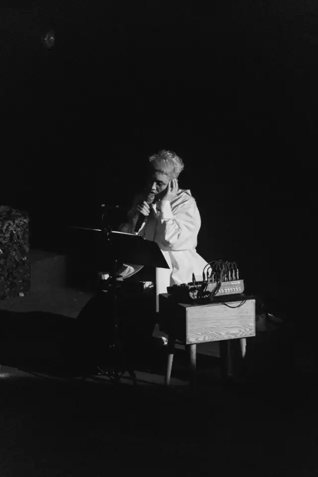 '전설의 DJ' 이소라, '두 시의 데이트' 마이크 잡는다 [공식]