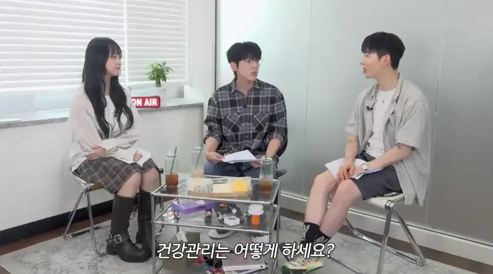 고독하게 러닝을 즐긴다는 연예인 .jpg