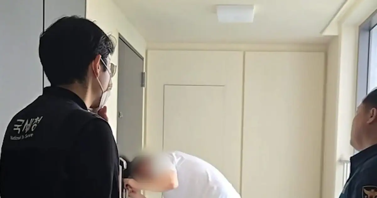 고액체납자 집 턴 국세청…부서진 문고리·어지러진 집안 뒷처리는?[세금GO]
