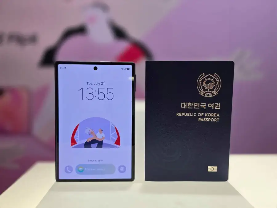 오늘 이미트가서 폴드8 실제로 만져보고왔는대