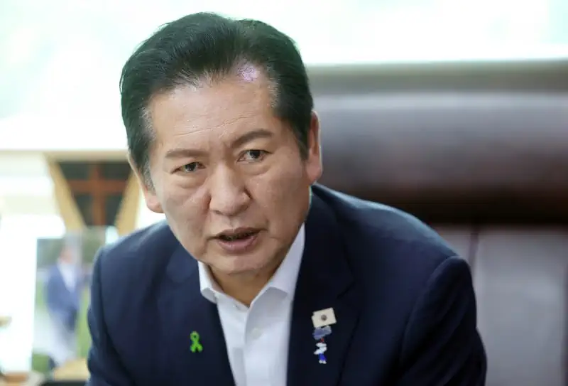 정청래 "'연임=레임덕' 말하는 친명이 반명…난 대통령과 한몸