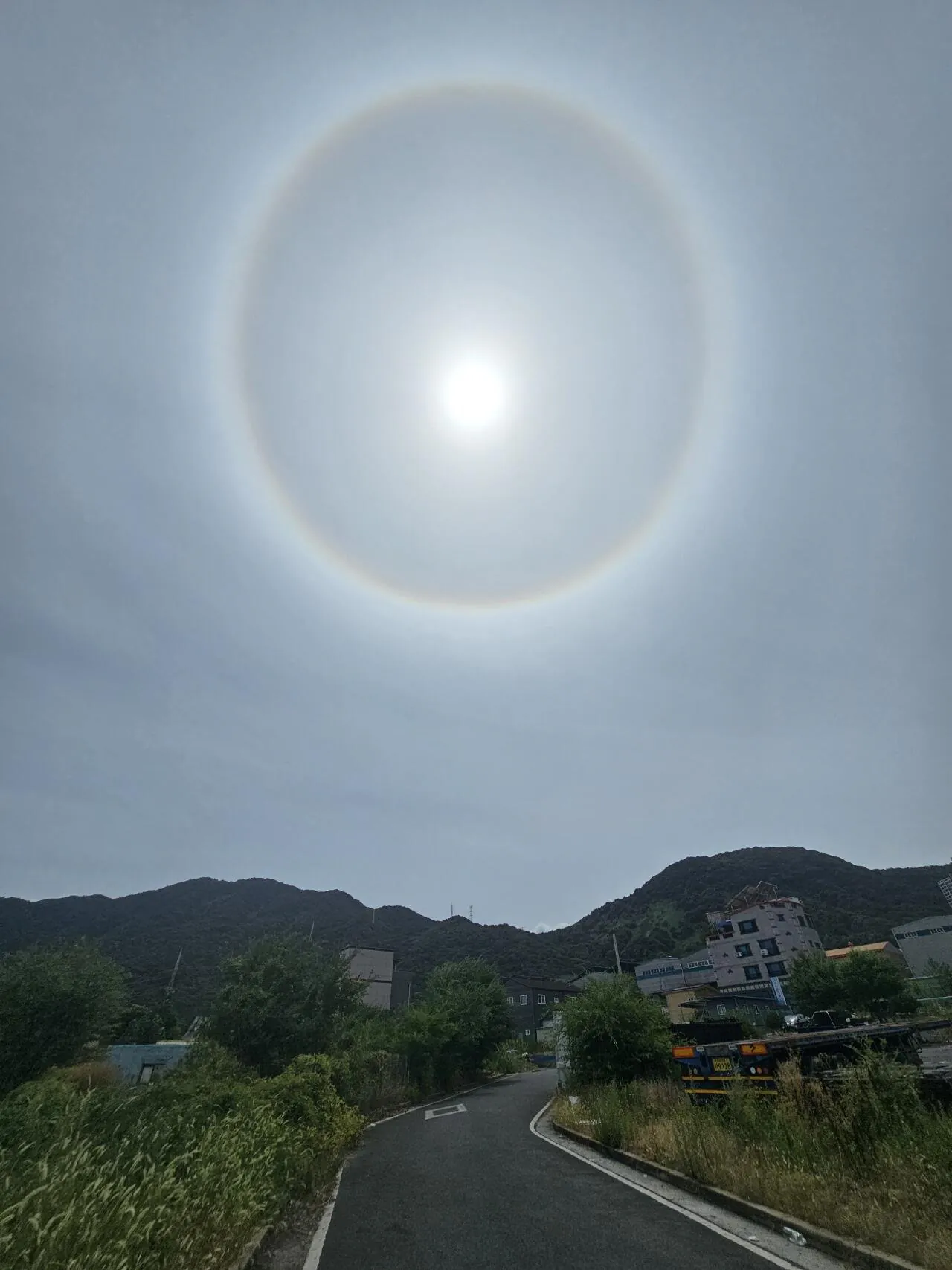 하늘사진)하늘에 이런거 본적있음?