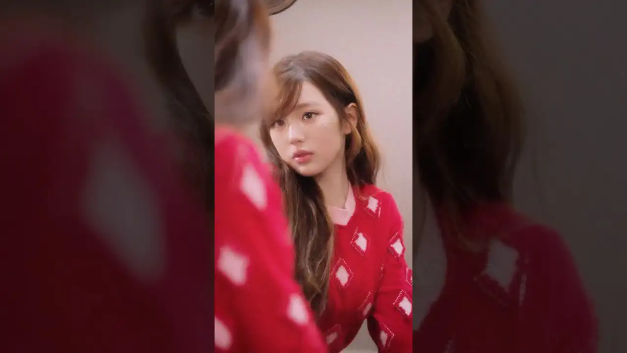 장원영 아레나 화보