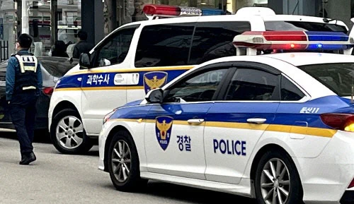 차고 바닥 앉아 쉬던 시어머니, 며느리 주차 차량 치여 숨져