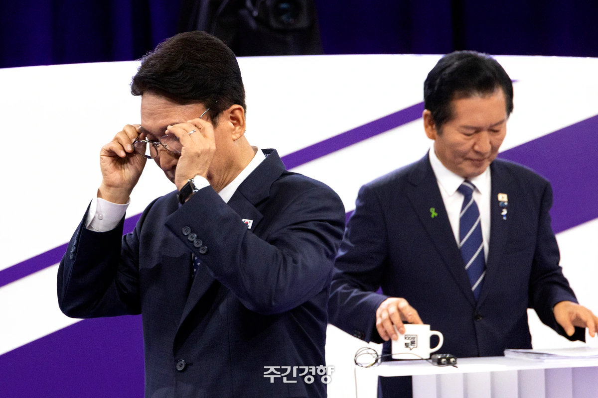 “하루 종일 유튜브만 보는 ‘전업당원’이 민주당 망치고 있다”