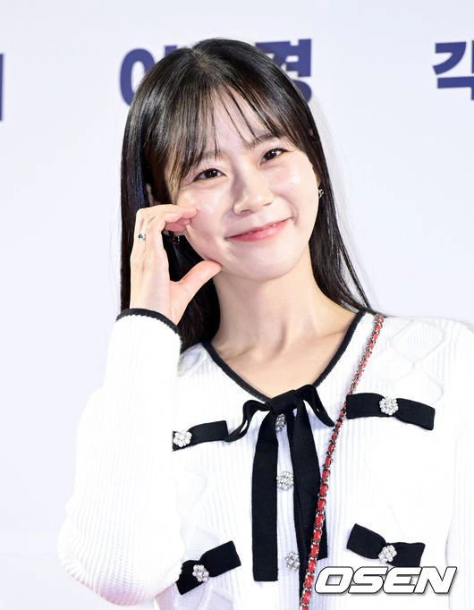 [단독] ‘건강이상설’ 한승연, 장난감 쥐고 손 덜덜..알고보니 ‘목 디스크…
