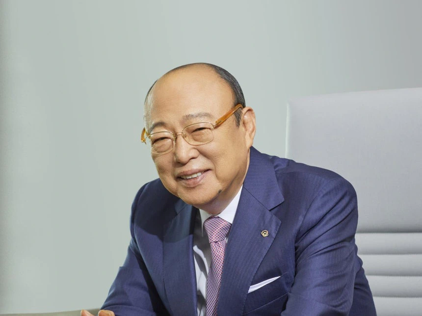 김승연 한화 회장, 사재 30억 들여 전직원 6만9000명에 보양식 선물