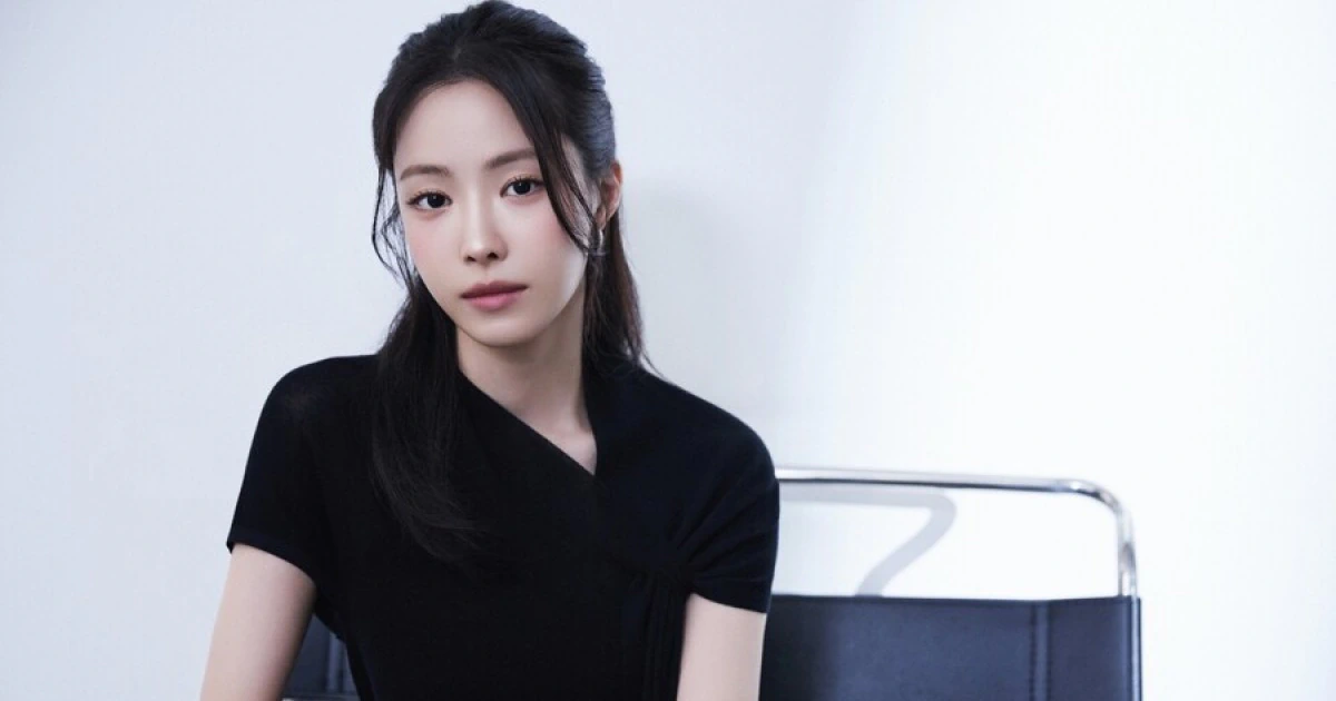 '김부장' 손나은 "윤보미 결혼식 불참, 촬영 스케줄 탓…응원 마음 여전해"