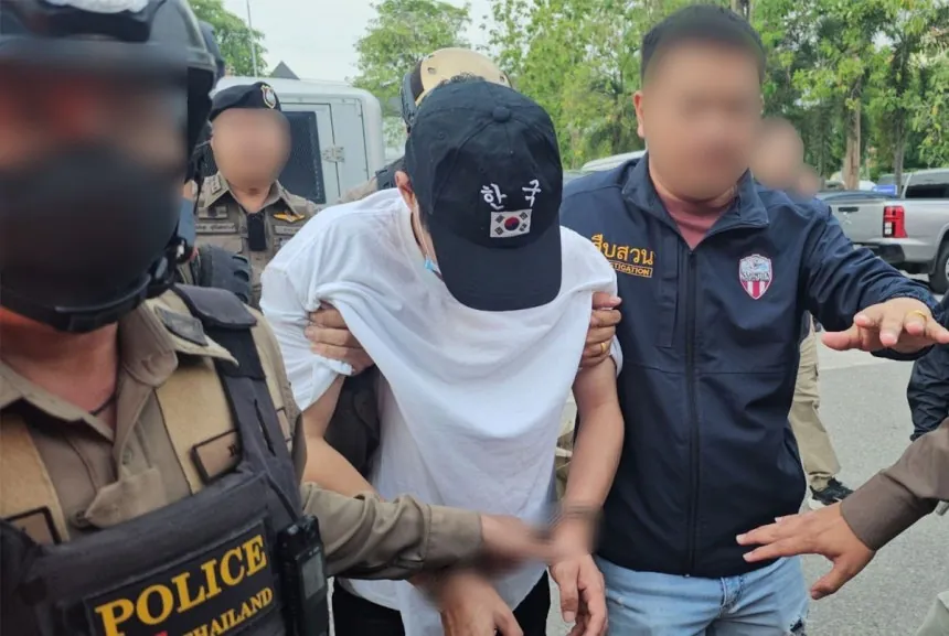 태극기 새겨진 모자 쓰고 붙잡힌 중국인, 징역 46년 중형
