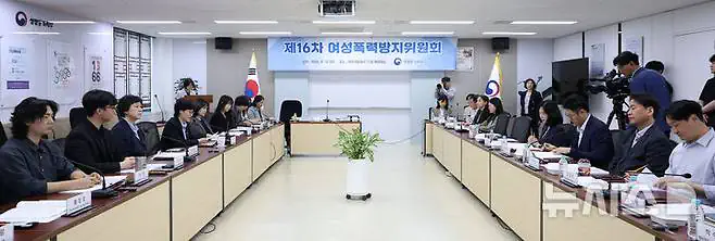 남성 10명 중 4명은 '성구매' 경험…가장 큰 이유는 '호기심'