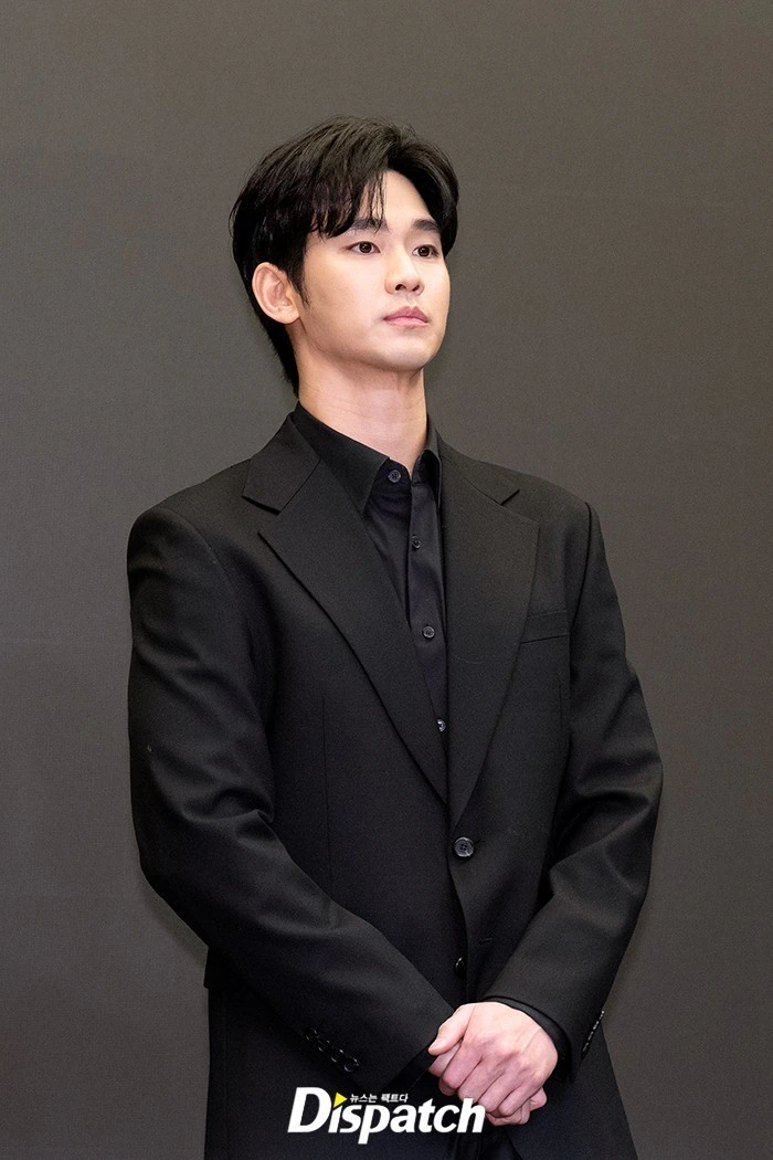 "만 14세 성관계? 또 가짜다"…김수현, 아동복지법위반 무혐의