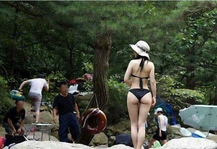 계곡 시선강탈 민폐녀